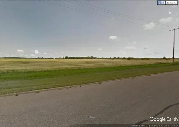 SW 28 40 26 W4 Highway 12, Lacombe, AB T4L 0B9