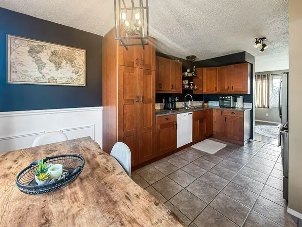 49 97th AVE, Grande Cache, AB T0E0Y0
