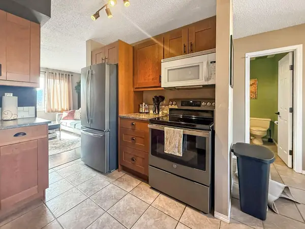 49 97th AVE, Grande Cache, AB T0E0Y0