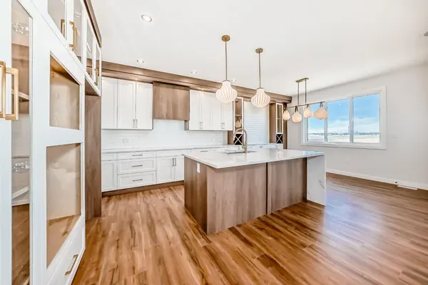 19 Everson Close, Red Deer, AB T4P 3H8