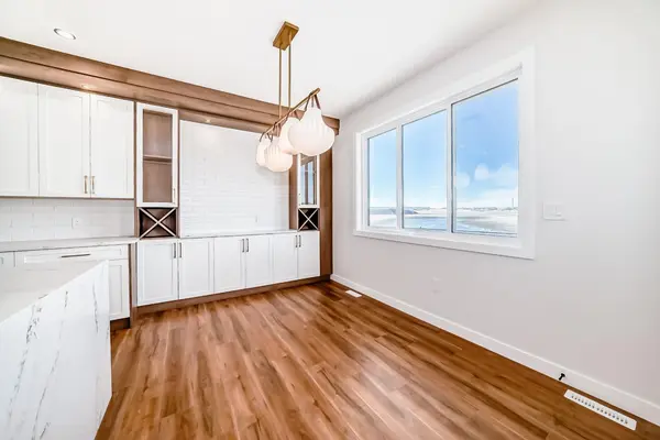 19 Everson Close, Red Deer, AB T4P 3H8