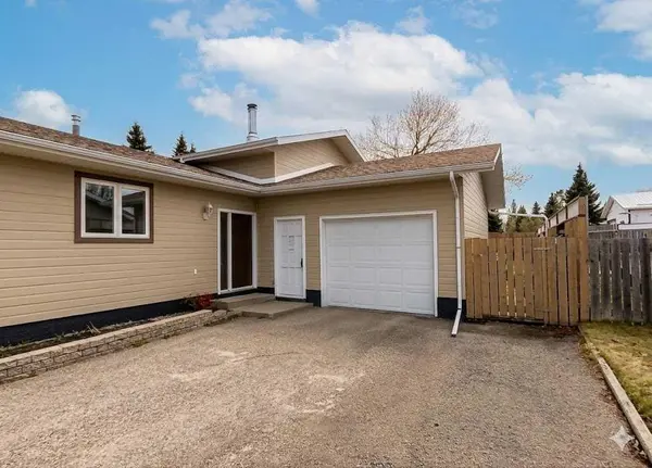 5333 57 AVE, Rocky Mountain House, AB T4T 1M7