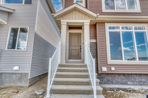 244 Marmot GRV NW, Calgary, AB T3R 2J5