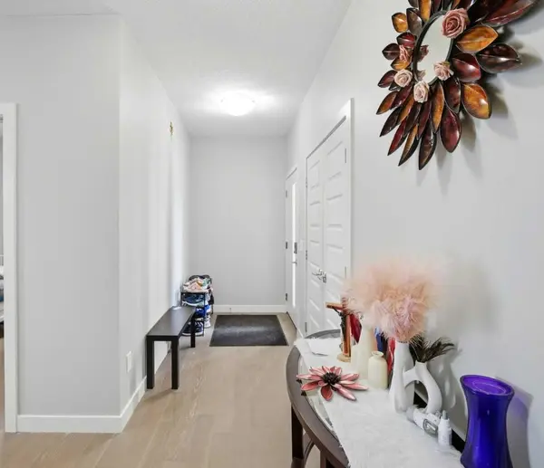 107 Savanna WAY NE, Calgary, AB T3J 0Y6