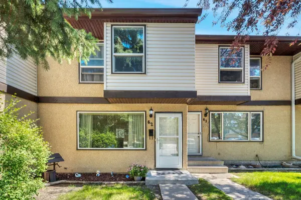 630 Sabrina RD SW #62, Calgary, AB T2W 2N7