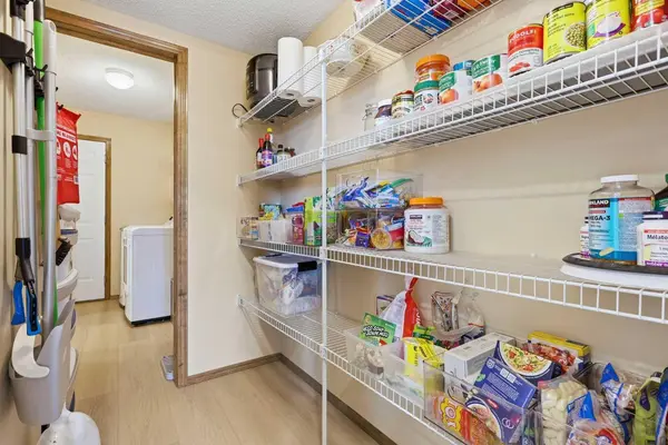 38 Chapman Close SE, Calgary, AB T2X 3S8
