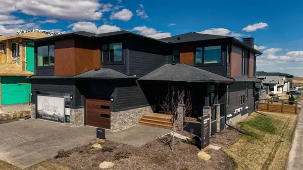 147 Siltstone PL, Balzac, AB T4B5T6