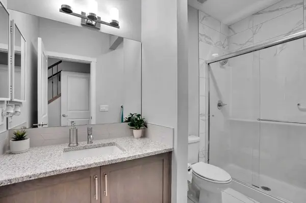 50 Saddlestone PL NE, Calgary, AB T3J 0Z6
