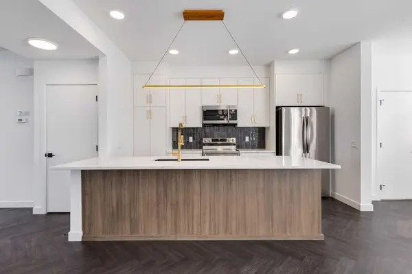 218 Greystone BLVD, Cochrane, AB T4C 3K3