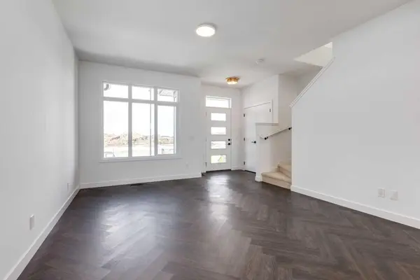 218 Greystone BLVD, Cochrane, AB T4C 3K3