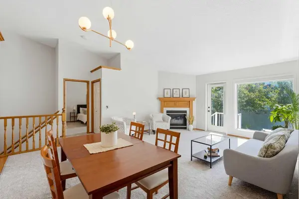 50 Douglasview PARK SE, Calgary, AB T2G 5T2
