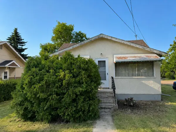5302 51 AVE, Vermilion, AB T9X 1V1
