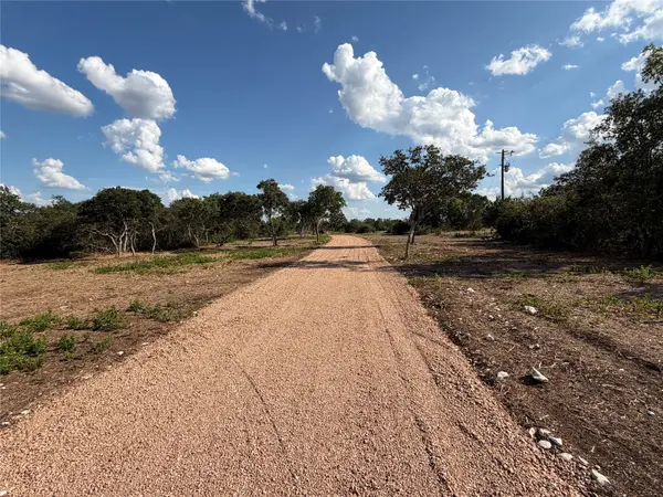 7257 CR 252, Bertram, TX 78605