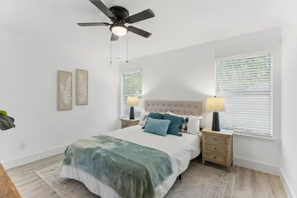 7300 Lazy Creek DR, Austin, TX 78724