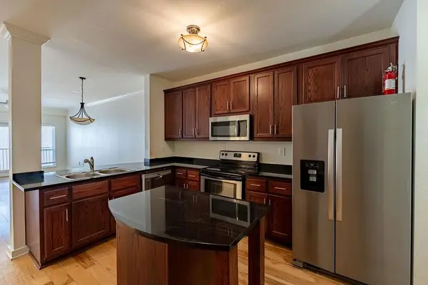 910 W 25th ST #504, Austin, TX 78705