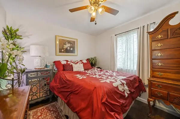120 Holland ST, Hutto, TX 78634