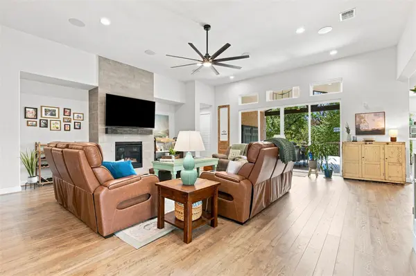 501 Great Lawn CV, Liberty Hill, TX 78642