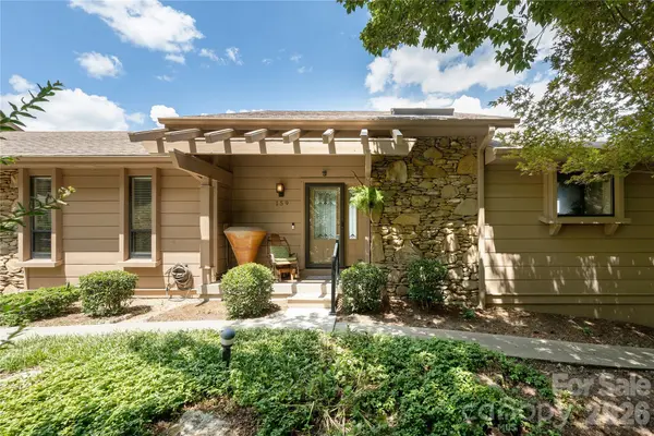 159 Country Ridge RD, Hendersonville, NC 28739