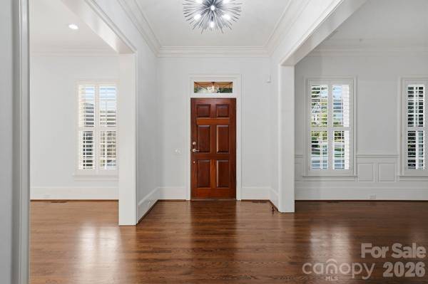 9414 Heydon Hall CIR, Charlotte, NC 28210