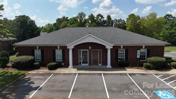 2950 Senna DR, Matthews, NC 28105