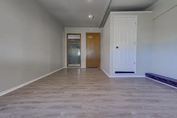 705 Sunrise AVE, Sunrise Beach, TX 78643
