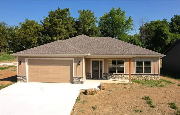 1322 Kristie CIR, Excelsior Springs, MO 64024
