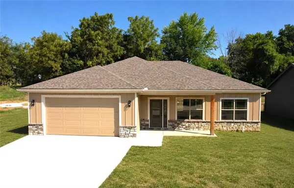 1322 Kristie CIR, Excelsior Springs, MO 64024