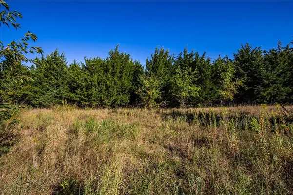 1773 Old US 50 HWY, Ottawa, KS 66067