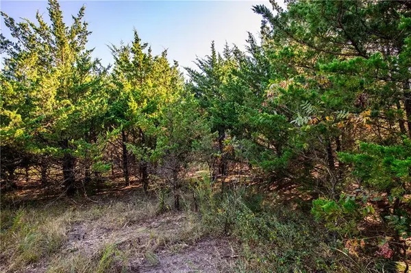 1773 Old US 50 HWY, Ottawa, KS 66067