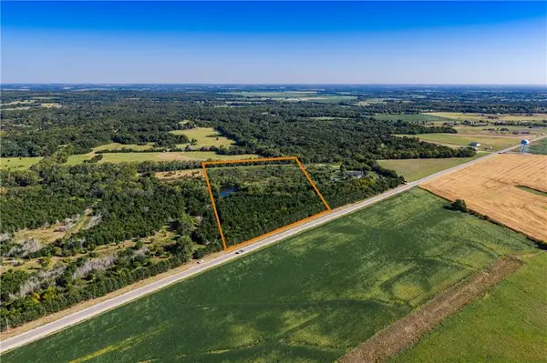 1773 Old US 50 HWY, Ottawa, KS 66067