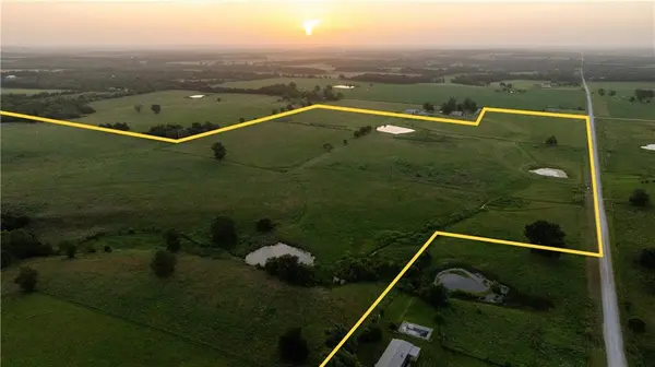 Osawatomie RD, Osawatomie, KS 66064