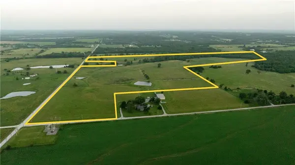 38210 Osawatomie RD, Osawatomie, KS 66064