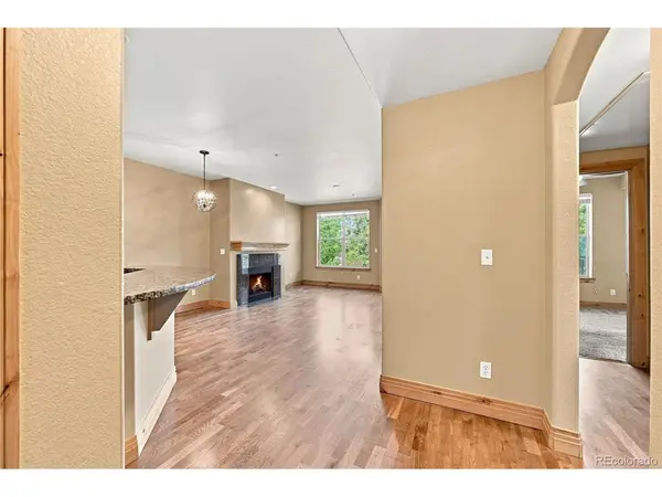 9079 E Panorama #414, Englewood, CO 80112