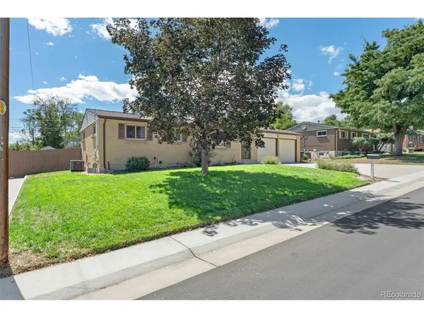 6518 W 70th, Arvada, CO 80003