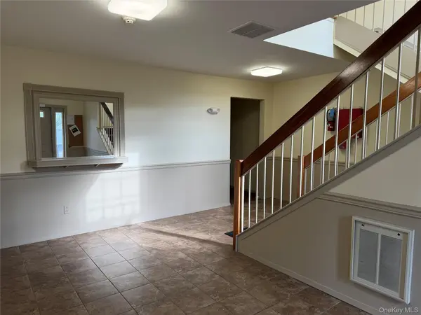18 Deer Ct DR #Building 19 unit 18, Middletown, NY 10940