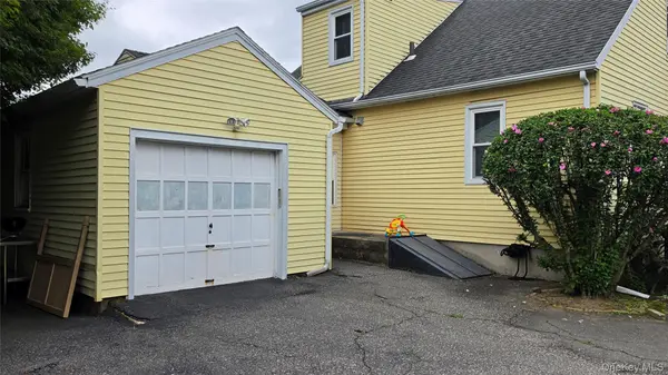 27 Haines BLVD, Port Chester, NY 10573