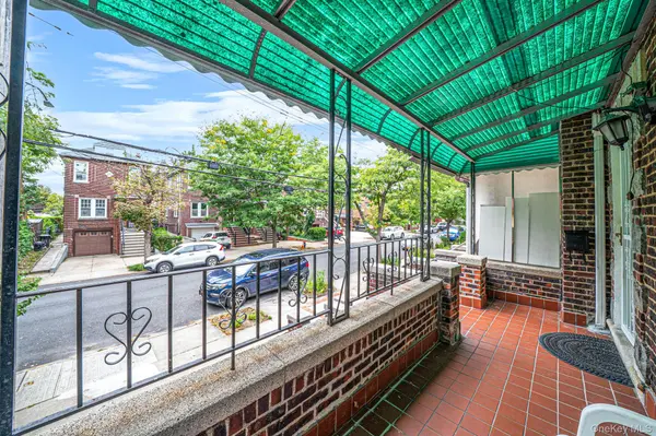 1610 Paulding AVE, Bronx, NY 10462