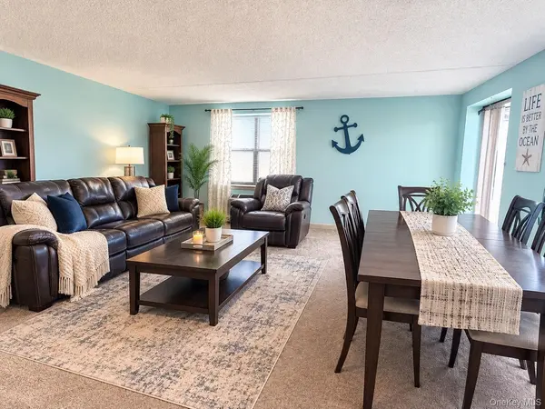 260 Beach 81st ST #4E, Rockaway Beach, NY 11693
