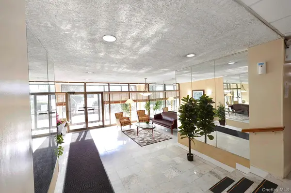 85 S CENTRE AVE #B17, Rockville Centre, NY 11570
