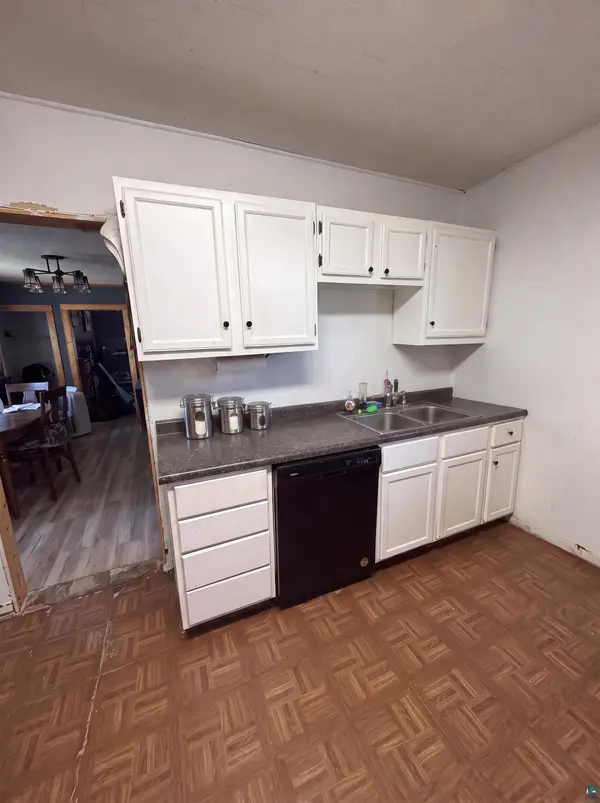 420 Beaser Ave, Ashland, WI 54806