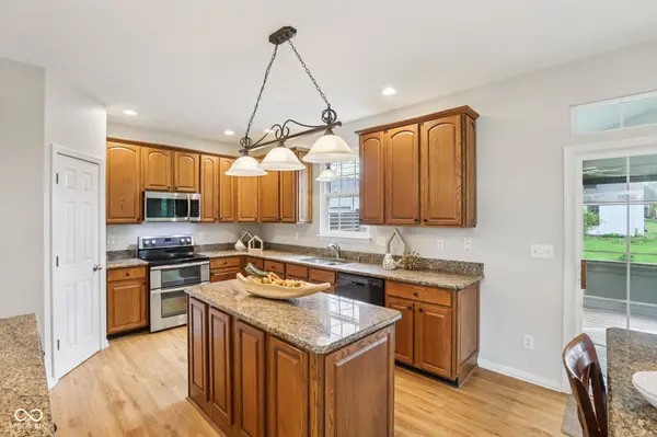 9195 N Coral Reef RD, Mccordsville, IN 46055