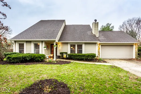 462 San Carlos DR, Greenwood, IN 46142
