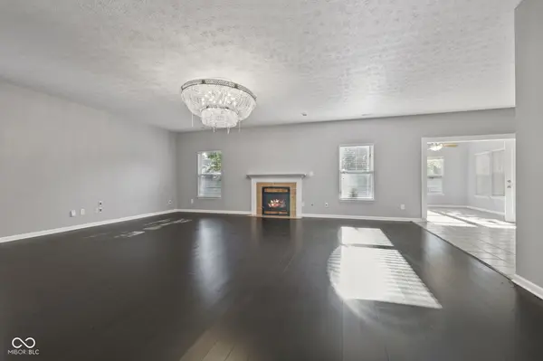 7835 Whitaker Valley BLVD, Indianapolis, IN 46237