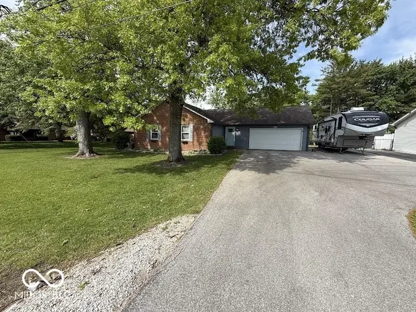 1020 S Green ST, Brownsburg, IN 46112