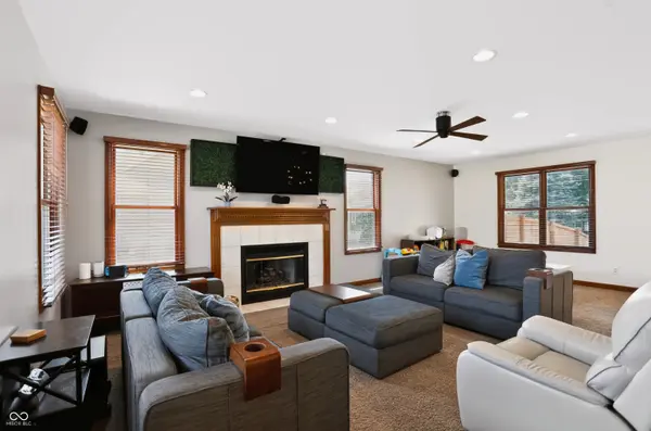 8626 Wrangler CT, Indianapolis, IN 46217