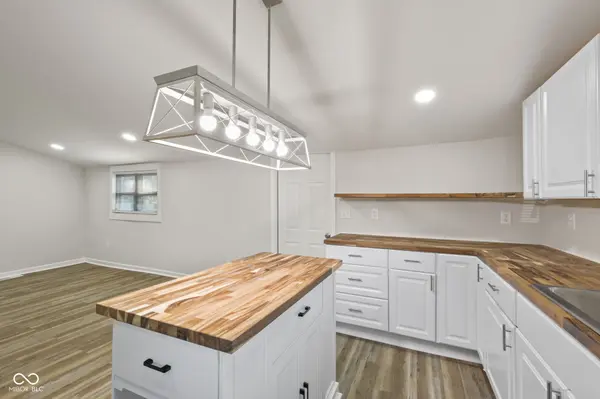 208 N Main ST, Kempton, IN 46049