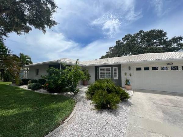 7328 CURTISS AVE, Sarasota, FL 34231