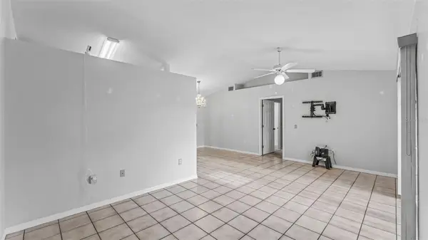 5835 DAUGHTERY DOWNS LOOP, Lakeland, FL 33809