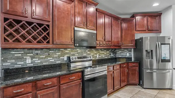 3950 SUNSET LAKE DR, Lakeland, FL 33810