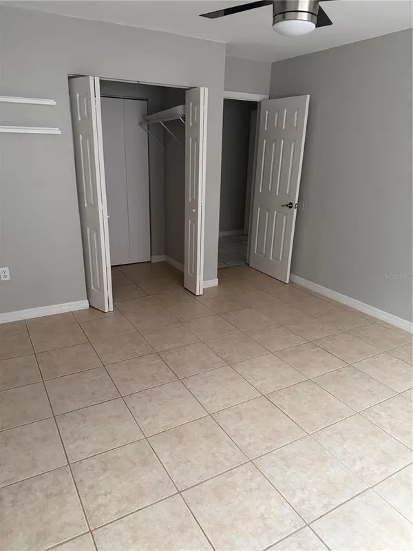 916 LAKE DESTINY RD #H, Altamonte Springs, FL 32714